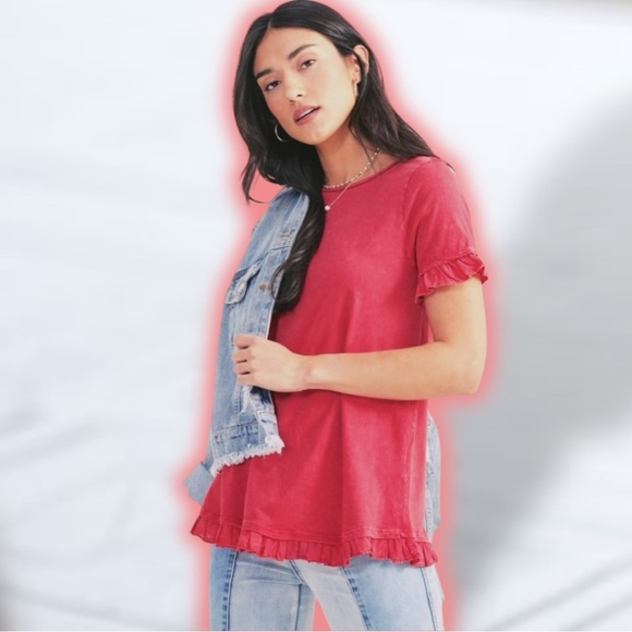 Altar’d State ‘Wren’ Ruffled Trim Tee in “Ski Patrol Red” Size Small - Picture 2 of 11